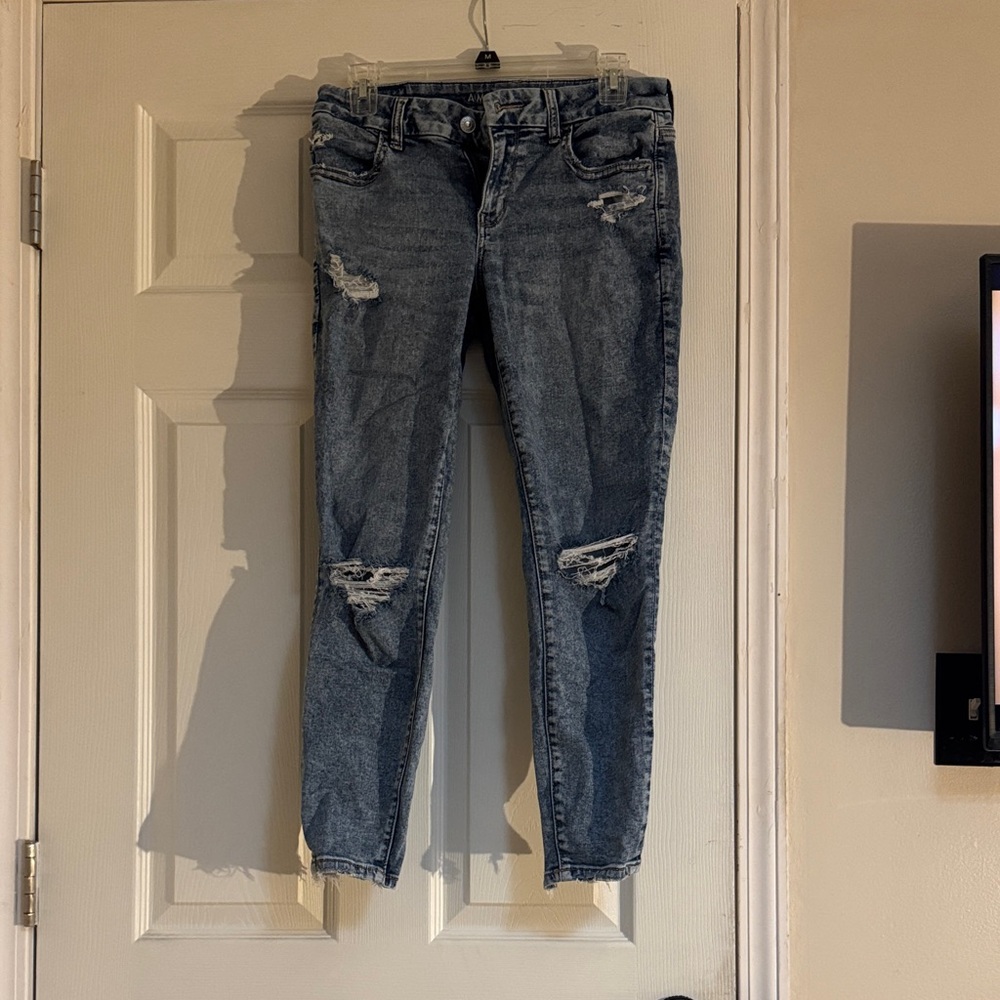 American Eagle Outfitters Ripped Blue Jeans